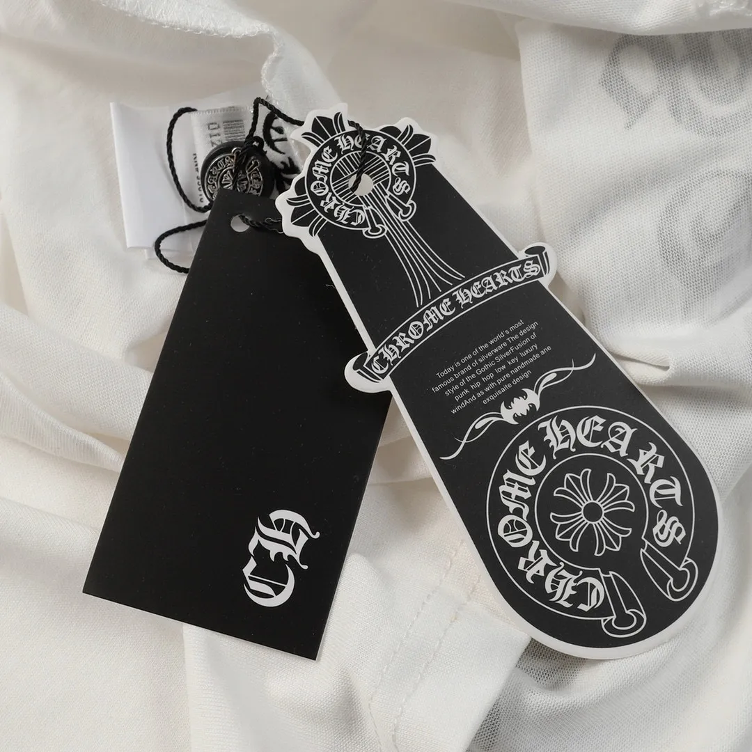 P150 -Chrome Hearts/Chrome Hearts 23ss scroll horseshoe Sanskrit printed popular long-sleeved T-shirt -High weight, high density and high quality. The wool is soft, delicate and skin-friendly. Soft and silky to the touch. Excellent warmth and skin-friendly properties. -Customized weaving and dyeing, no color difference, no matter the fabric or workmanship details. Compare the ordinary version on the market. -Colour: black, white, gray. -Size: S M L XL